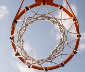 广厦晋级总结：从险被黑八到首次淘汰辽宁 第3次总决赛之旅冲首冠