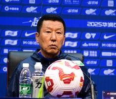 韩媒独家爆料：崔康熙返韩因治疗膝伤，上个月已向山东泰山申请